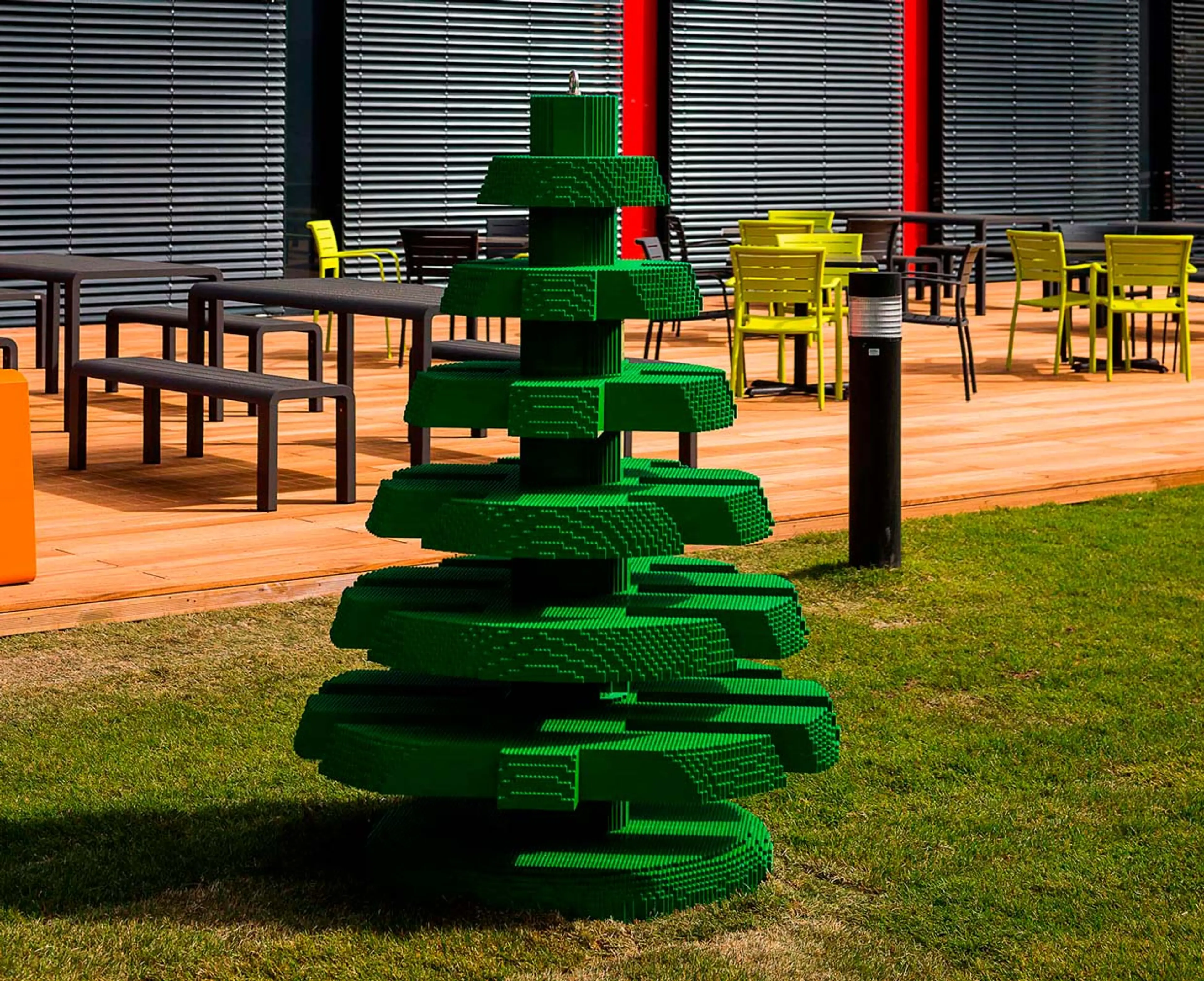 tree made of LEGO bricks